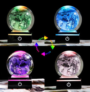 Gravierte Kristallkugel mit LED-Lichtsockel