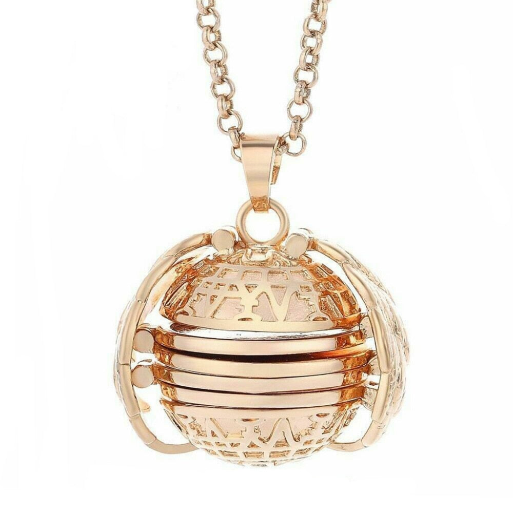 Expanding Photo Locket Necklace